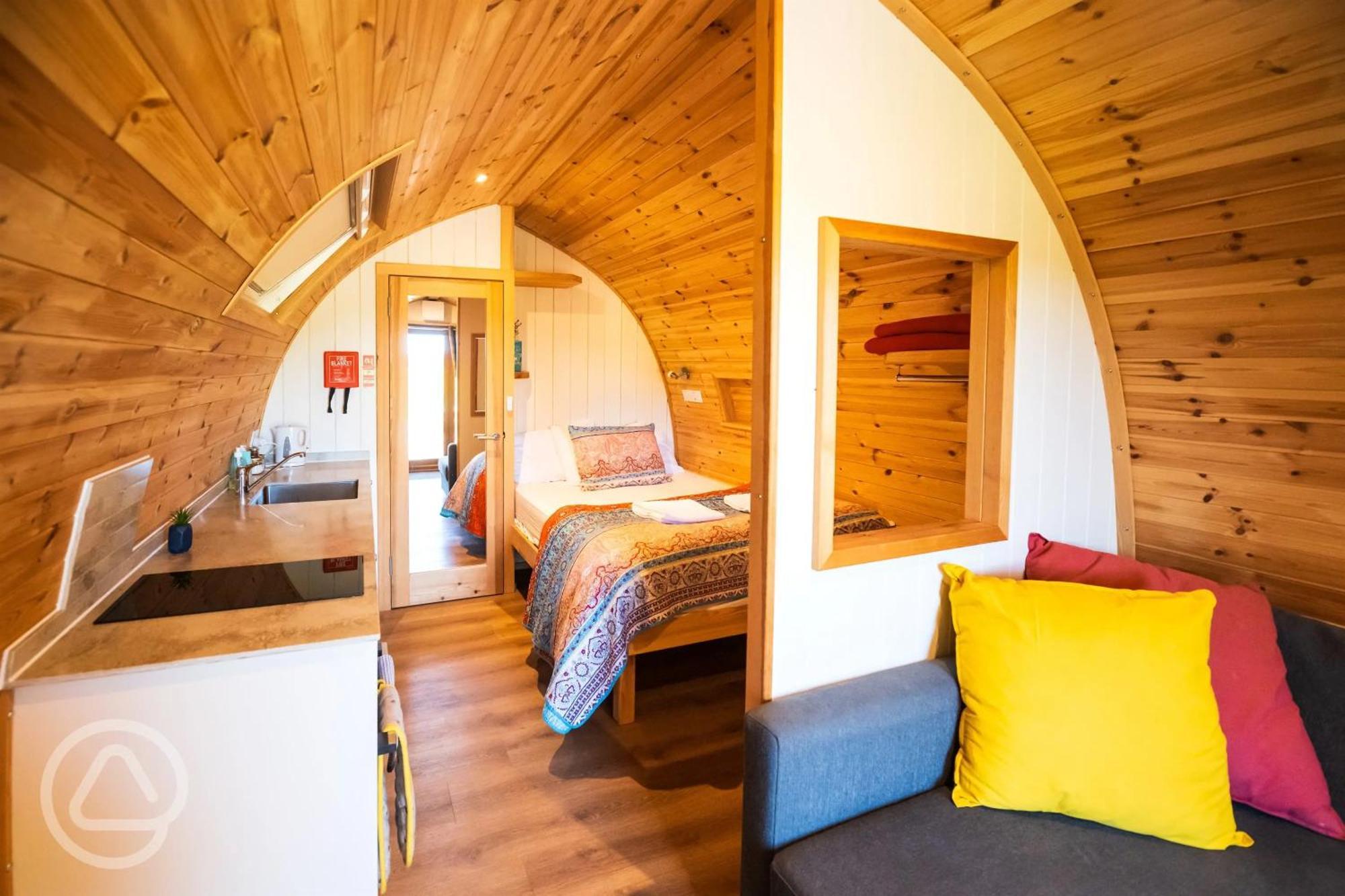 Missin' Link Glamping 호텔 West Hoathley 외부 사진